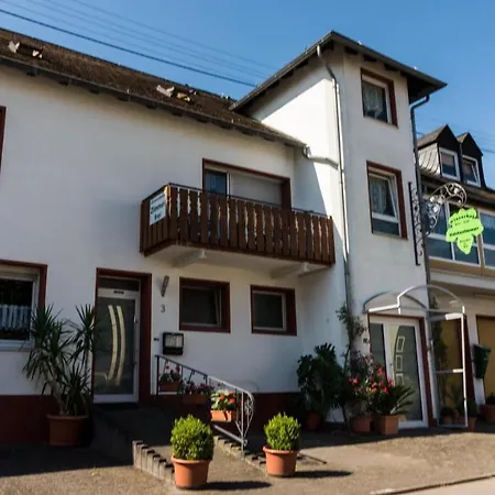 شقة Und Gaestezimmer Reis-kohl ميهرينغ