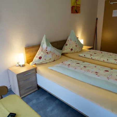 Und Gaestezimmer Reis-kohl *