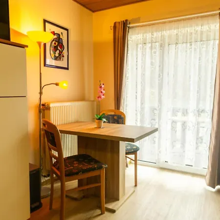 Und Gaestezimmer Reis-kohl