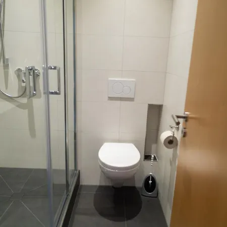 Appartement Und Gaestezimmer Reis-kohl Mehring (Rhineland-Palatinate)