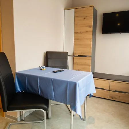 Und Gaestezimmer Reis-kohl *