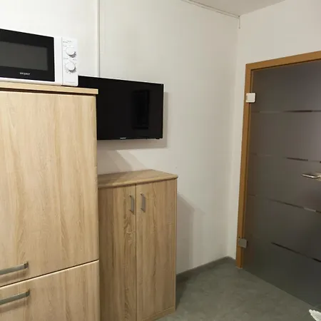 Appartement Und Gaestezimmer Reis-kohl Mehring (Rhineland-Palatinate)