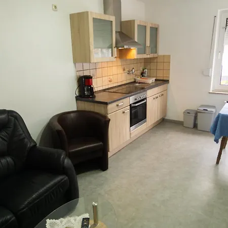 Und Gaestezimmer Reis-kohl *