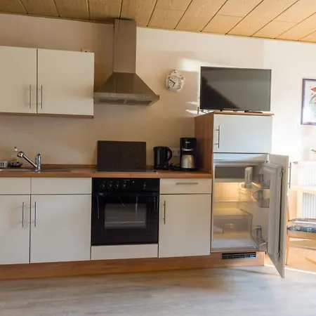 Appartement Und Gaestezimmer Reis-kohl *