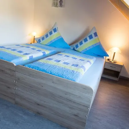 Und Gaestezimmer Reis-kohl Appartement Mehring (Rhineland-Palatinate)