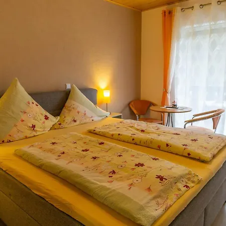 Und Gaestezimmer Reis-kohl *