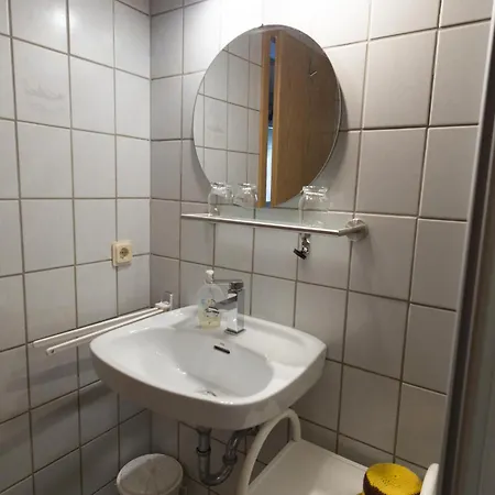 شقة Und Gaestezimmer Reis-kohl *