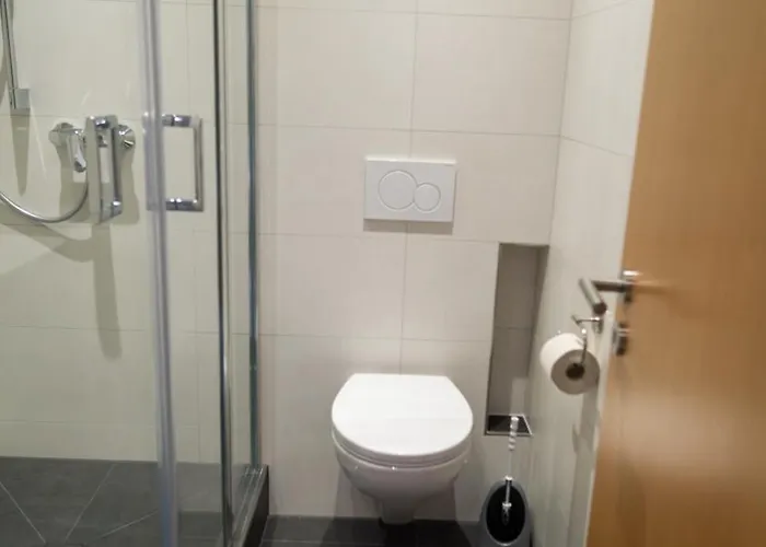 Lejlighed Und Gaestezimmer Reis-kohl Mehring (Rhineland-Palatinate)