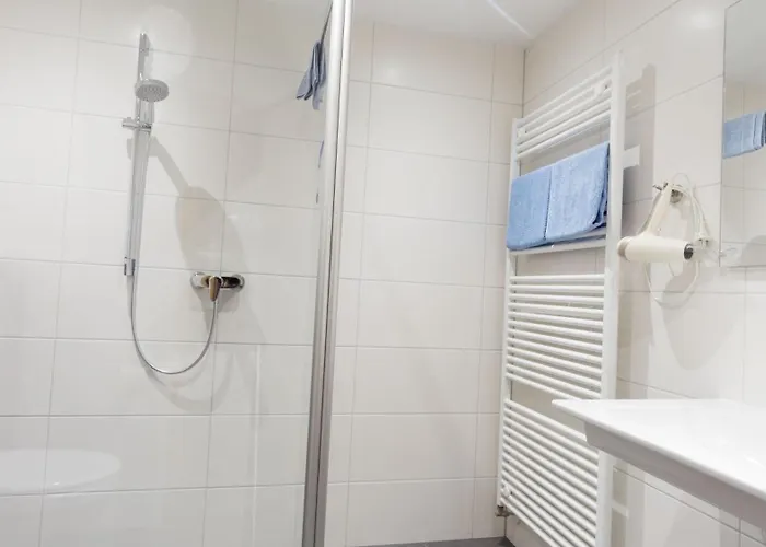 Lejlighed Und Gaestezimmer Reis-kohl Mehring (Rhineland-Palatinate)