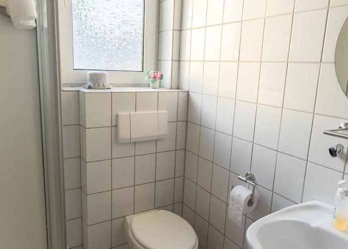 Und Gaestezimmer Reis-kohl Lejlighed Mehring (Rhineland-Palatinate)